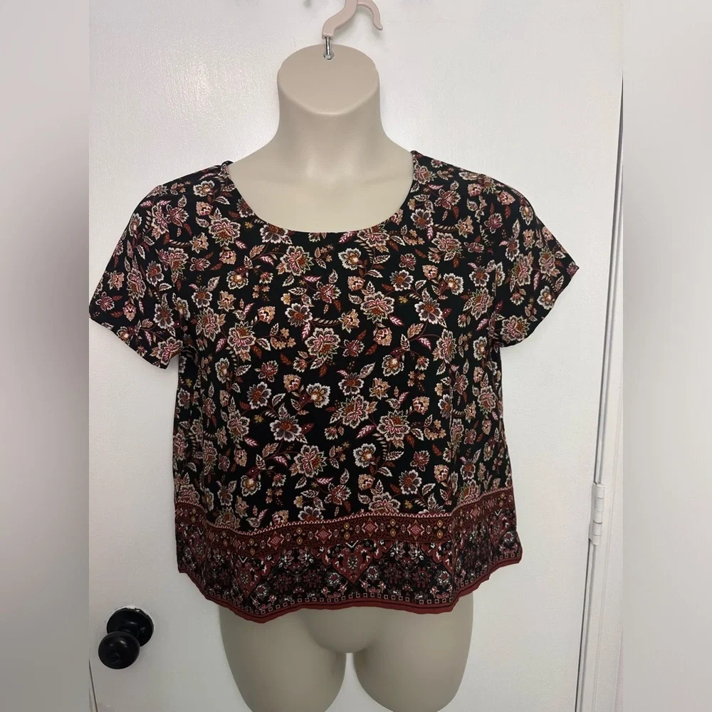 Lightweight crop pink multicolor floral blouse size L #1171 - Picture 3 of 7